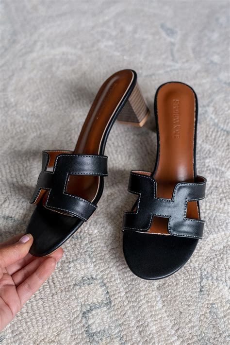 Hermes Look Alike Sandals to Wear this Summer 